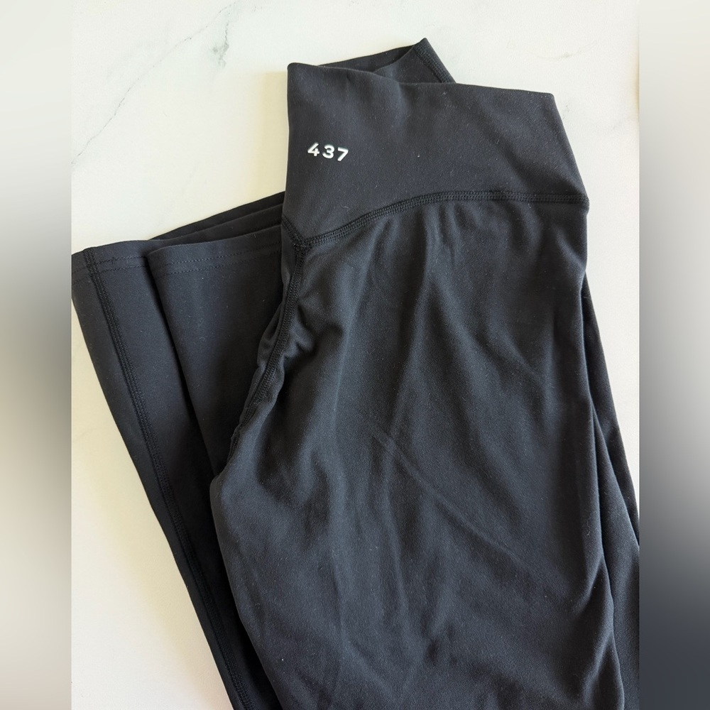 437 Leisure Pant Black - Picture 4 of 5